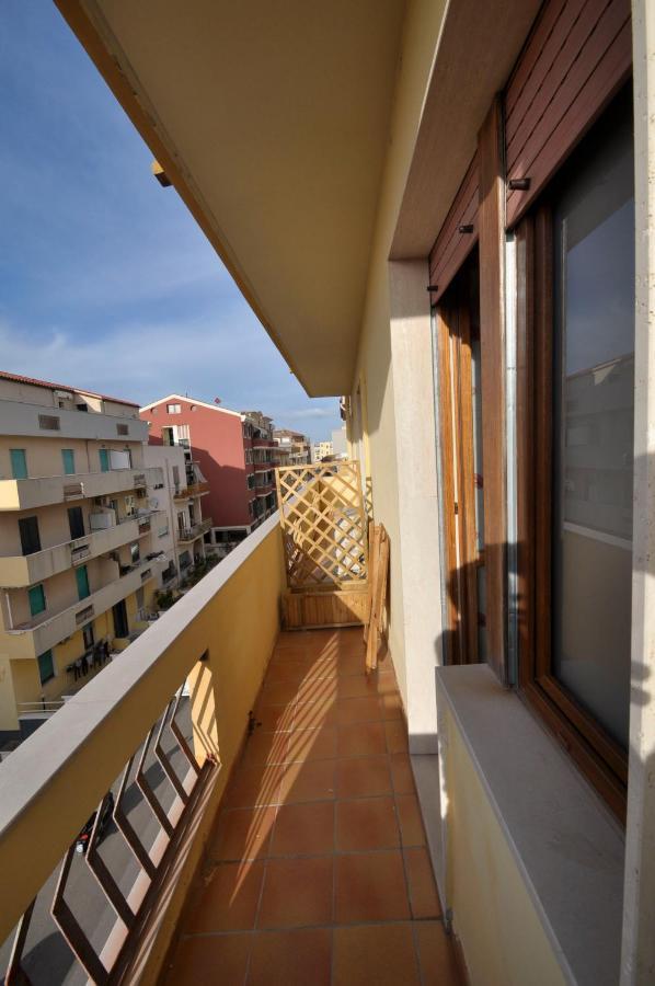 Bed and Breakfast Al 32 y 3 Alguer Exterior foto