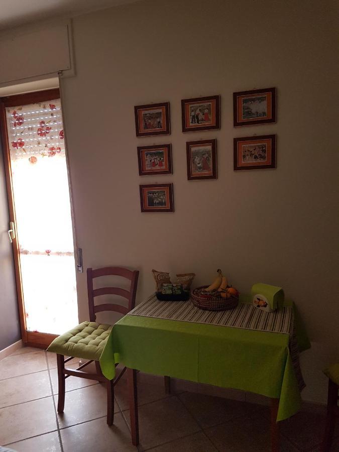 Bed and Breakfast Al 32 y 3 Alguer Exterior foto