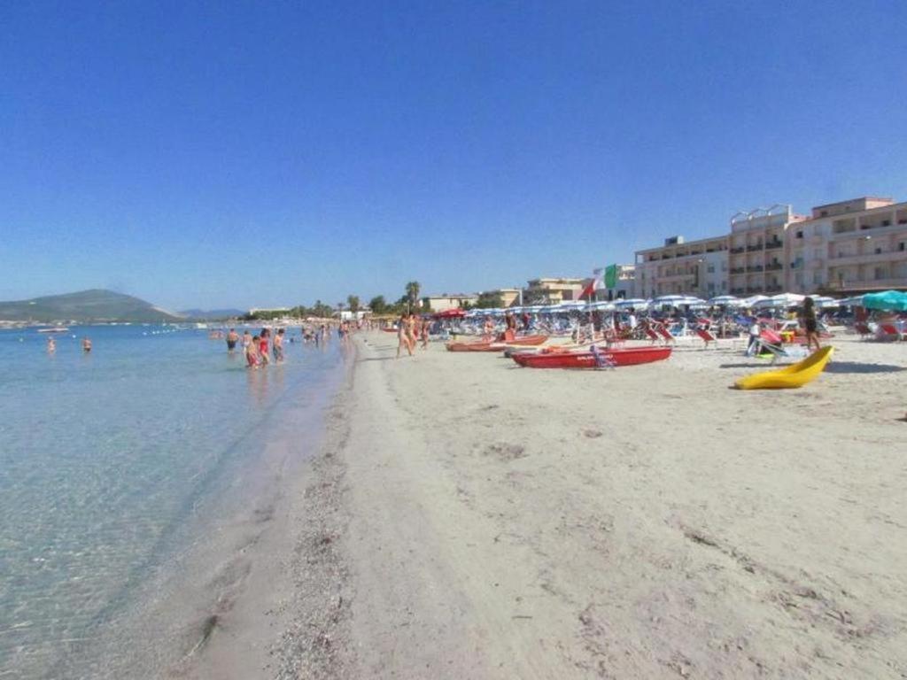 Bed and Breakfast Al 32 y 3 Alguer Exterior foto